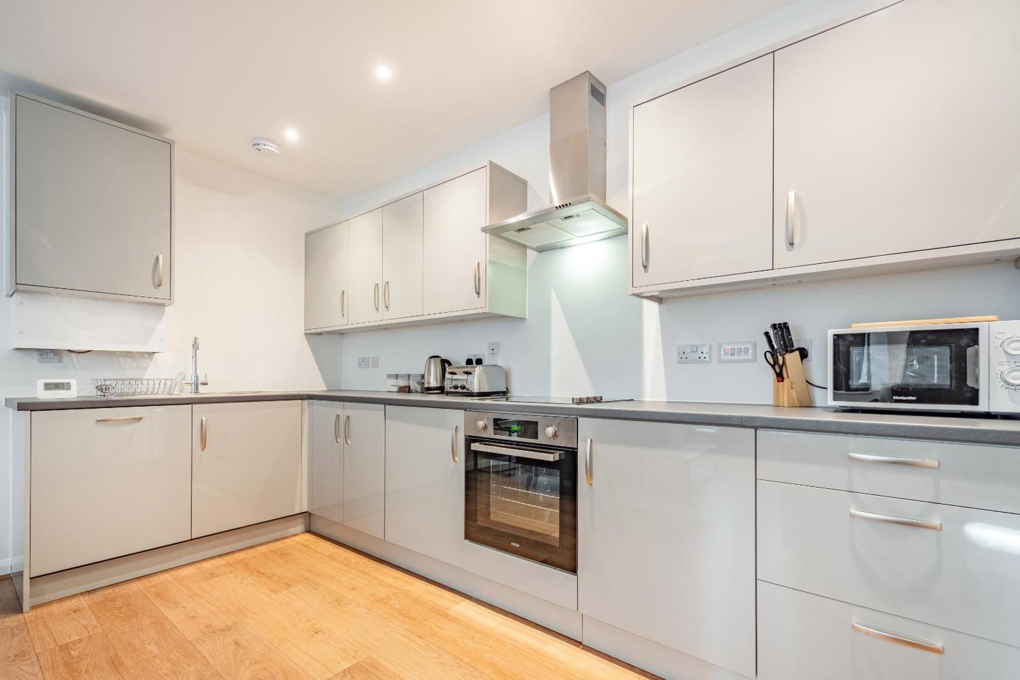 Modern, City Living Apartments- Private Parking Oxford Esterno foto